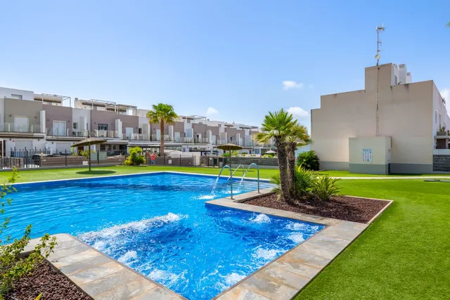 Casa 4 habitaciones 158m² en venta - Aguas Nuevas — 43