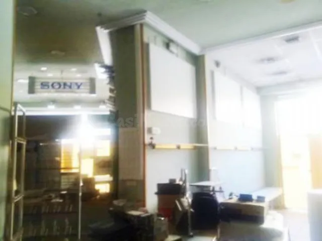 Local comercial 144m² en venta - Ensanche - foto 4