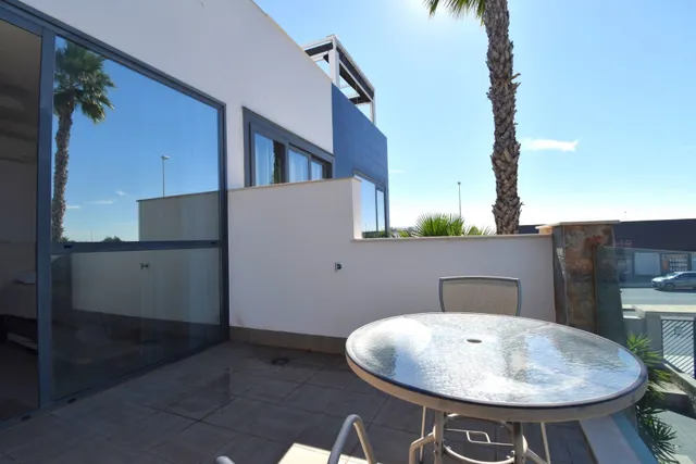 Quad 3 habitaciones 83m² en venta - Lomas de Cabo Roig — 28