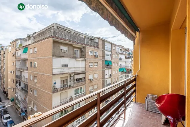 Piso amplio y luminoso en Ronda–Arabial — 3