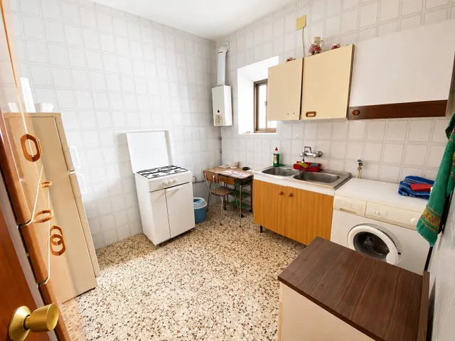 Amplia vivienda en Calle los Pozos, en el corazón de Alcalá  - foto 4