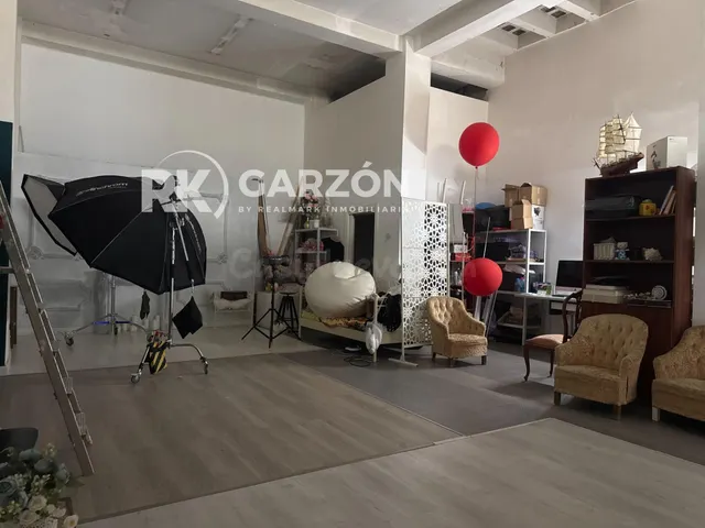 LOCAL EN VENTA EN PLENO CENTRO DE ALMERIA - foto 5