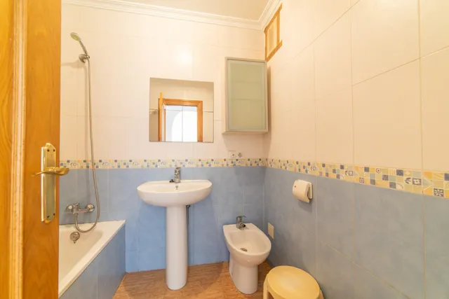 Piso 2 habitaciones 70m² en alquiler - LA PUNTICA — 12