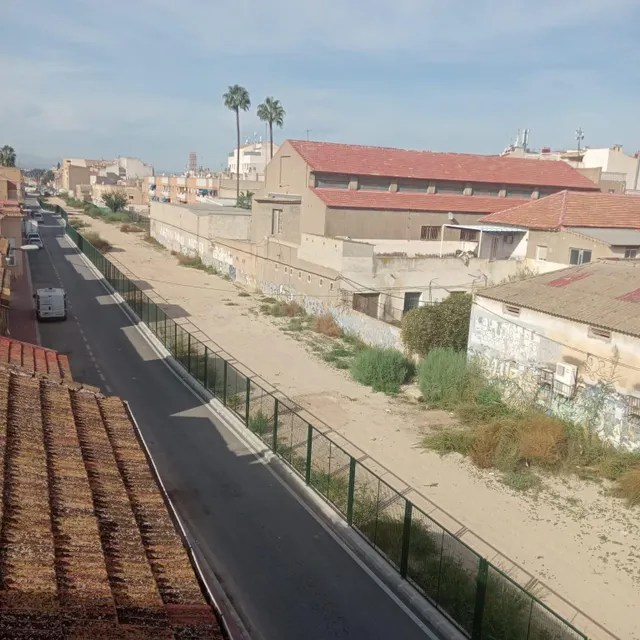 Parcela urbana en Barriomar — 3