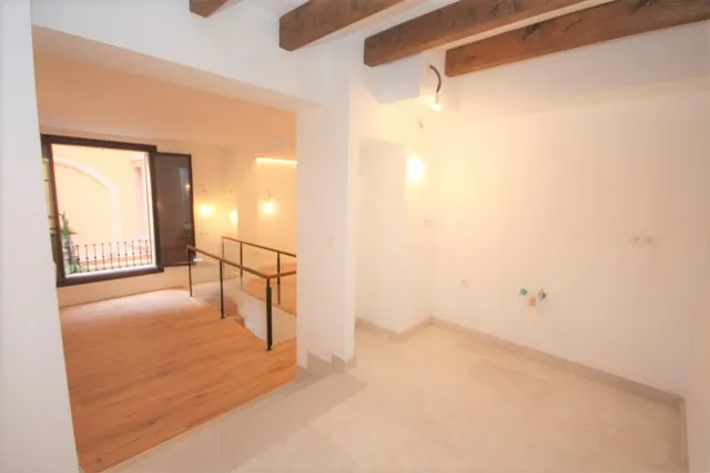 PRECIOSO DUPLEX DE OBRA NUEVA EN EL CASCO ANTIGUO DE LA CIUDAD — 12