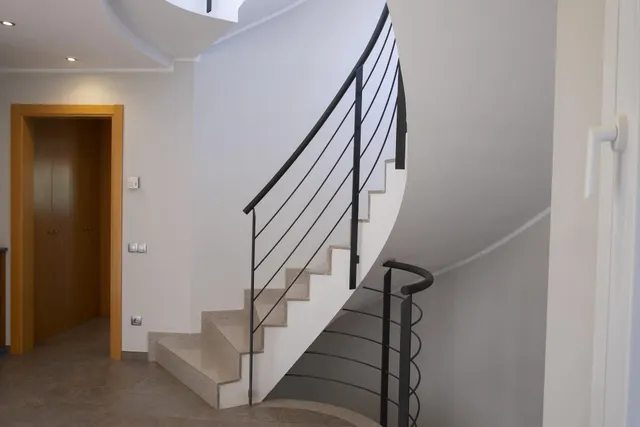 Fantástica torre en venta con jardín en Jorba-Urb. Pla de Torruella (BCN) — 15