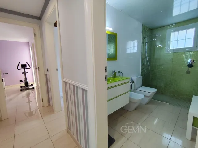 Casa unifamiliar en venta en Sentmenat — 28