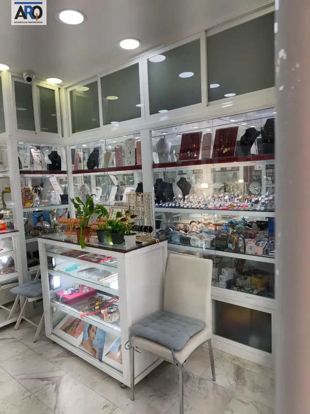 Traspaso Negocio Joyería y reparación de relojes y joyas — 14