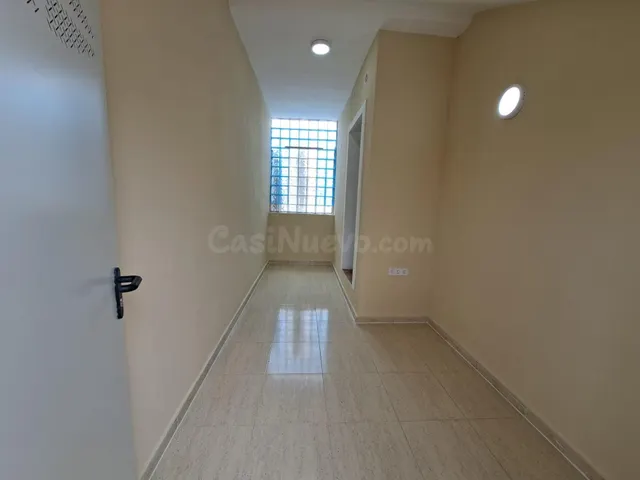 Bungalow reformado con jardín privado, terraza y piscina com - foto 4