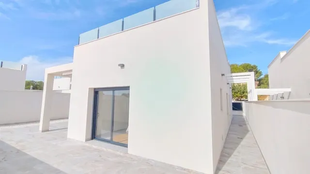 CHALET DE NUEVA CONSTRUCCIÓN EN PINAR DE CAMPOVERDE — 15