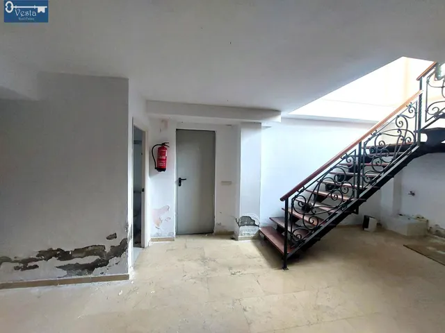 Gran local comercial — 11