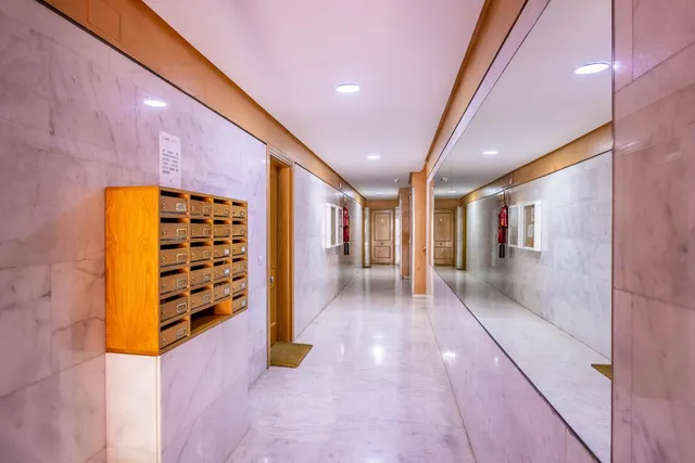 MAGNÍFICO PISO DE 4 DORMITORIOS CON GARAJE, PISCINA Y PÁDEL EN MAIRENA DEL ALJARAFE — 47