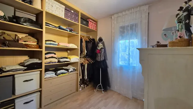 Pis de 5 habitacions a La Parada — 18