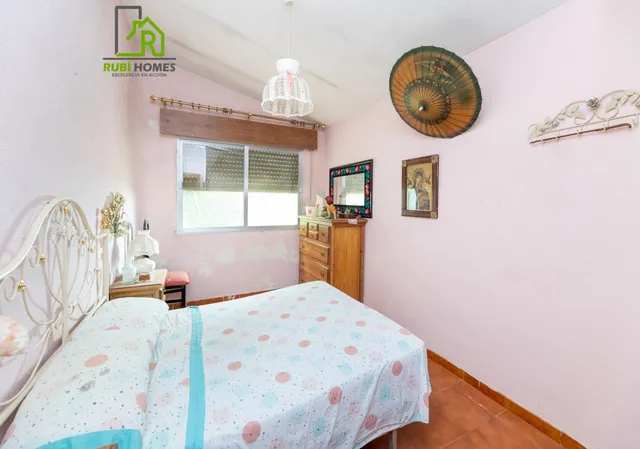 Chalet con gran parcela en Cogollos — 27