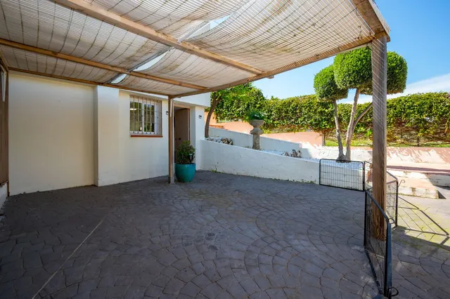 Chalet 3 habitaciones 147m² en venta - South of spain — 39
