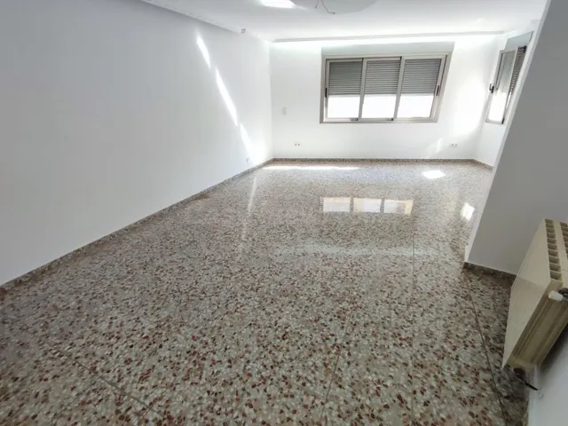Piso en venta en Bellreguard ideal inversionistas - foto 2