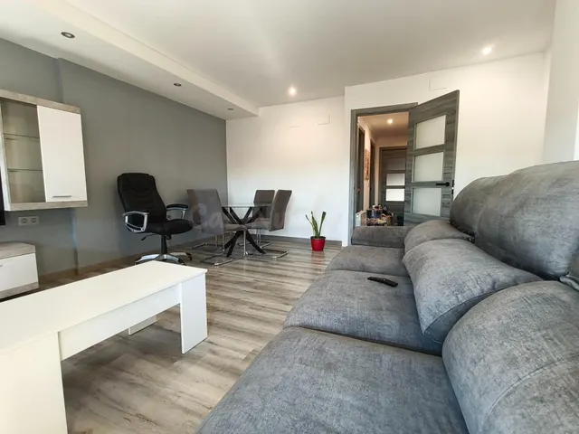 PISO EN ALQUILER EN ALAQUÁS - foto 4
