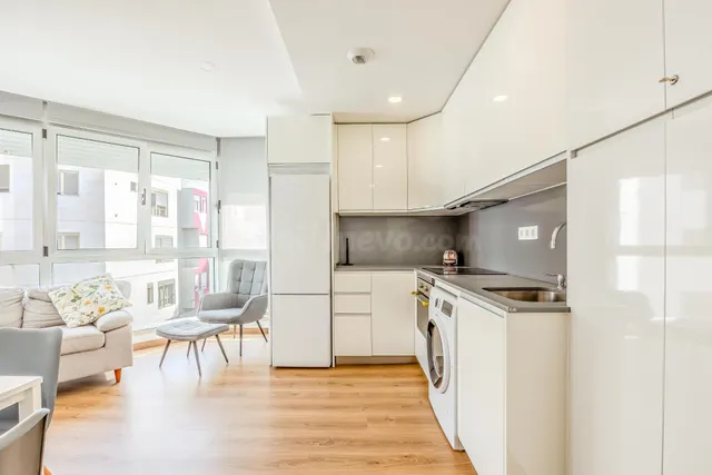 APARTAMENTO a un paso de Las Canteras: diseño actual, dormit