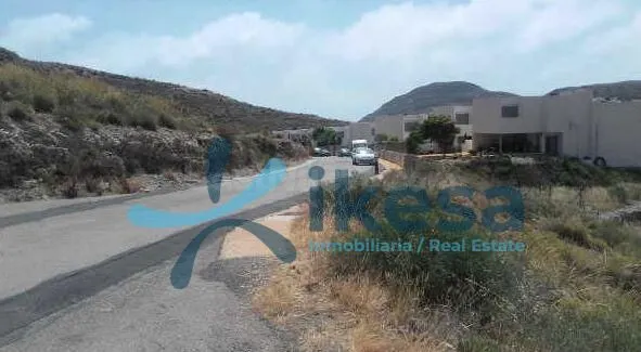 Venta de Suelo Urbano consolidado en Urbanización Cortijo de - foto 4