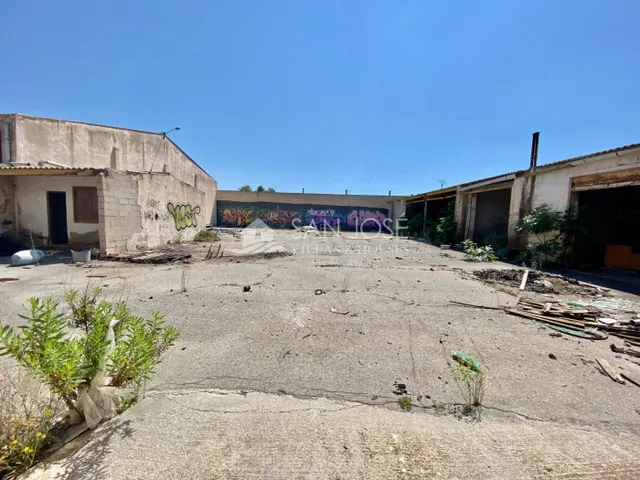 SE VENDE NAVE INDUSTRIAL EN ASPE - foto 2
