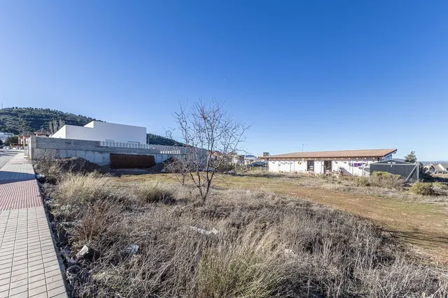 Oportunidad de Inversión en Dilar: Parcela en Urbanización Cañadas del Parque — 14