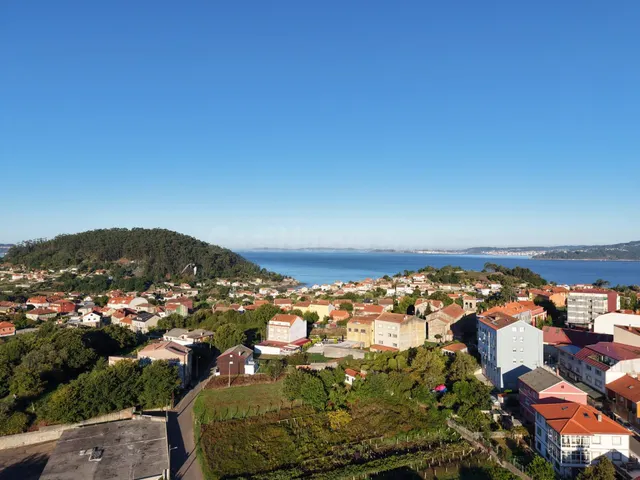 Solar urbano de 825 m2 en Seixo, cerca de las playas de Loir