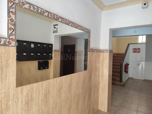 OPORTUNIDAD, SE VENDE PISO BAJO EN LAS CASAS DE LA MARINA - foto 4