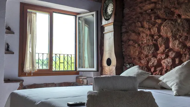 Terraza, balcón y estancias espaciosas integradas en la tranquilidad de Vacarisses — 28