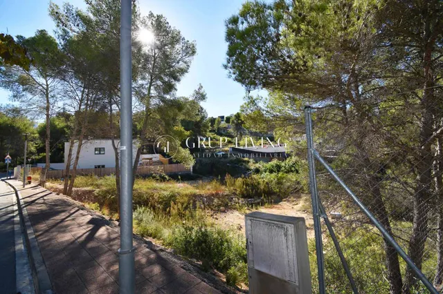 PARCELA SOLEADA DE 675 m2 LISTA PARA CONSTRUIR — 10