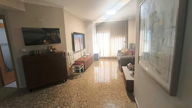 IMPECABLE PISO TOTALMENTE REFORMADO Y EXTERIOR EN FINCA DEL AÑO 2008 CON GARAJE OPCIONAL — 3
