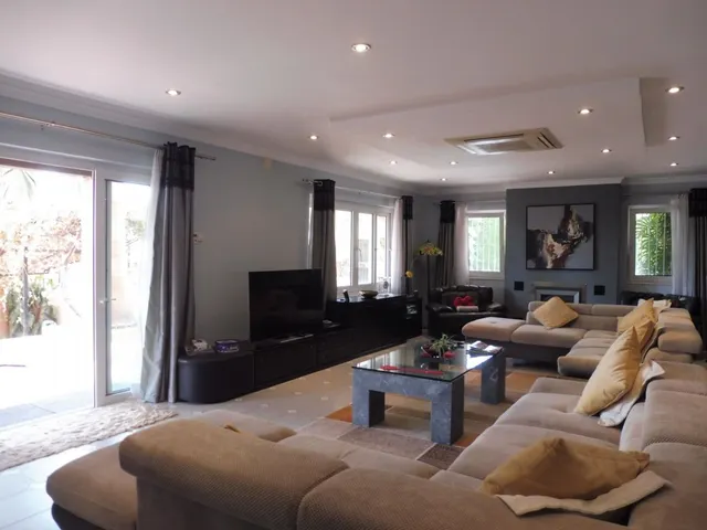 Villa de Lujo de 5 dormitorios en La Carihuela, Torremolinos — 45