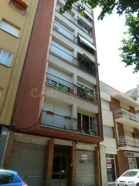 Se vende Piso OKUPADO en Plaza Jaume I 7 Granollers (Barcelo