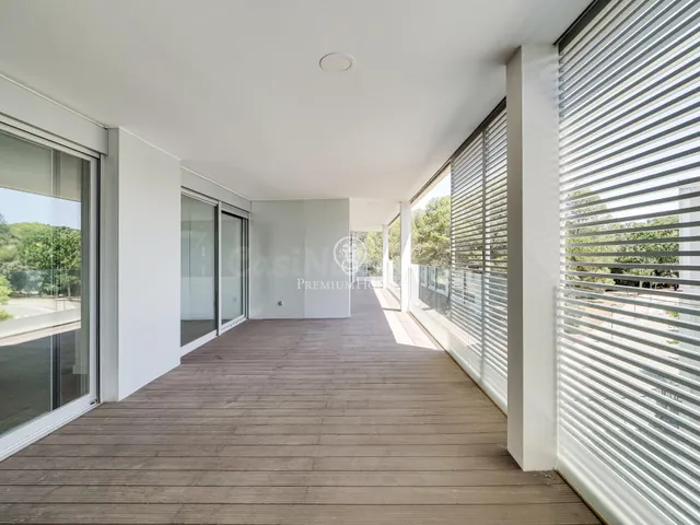 Ático exclusivo con terraza y piscina en el Golf de Sant Cug - foto 4