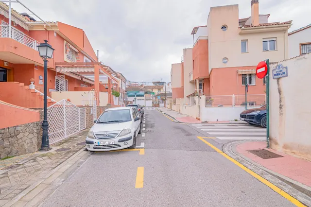 Espectacular casa en bola de oro — 50