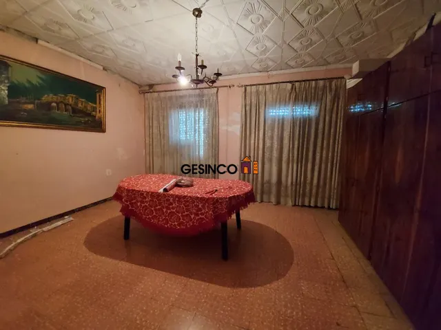 CASA DE PUEBLO CON MUCHAS POSIBILIDADES — 14