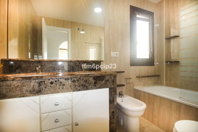 Adosado 5 habitaciones 157m² en venta - Costa del Sol — 24