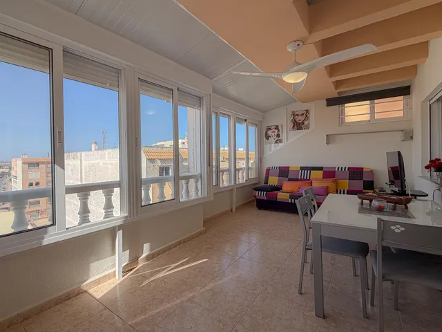 Centro! Encantador Atico con gigantesca terraza e impresionantes vistas panorámicas y a laguna rosa + Piscina comunitaria — 27