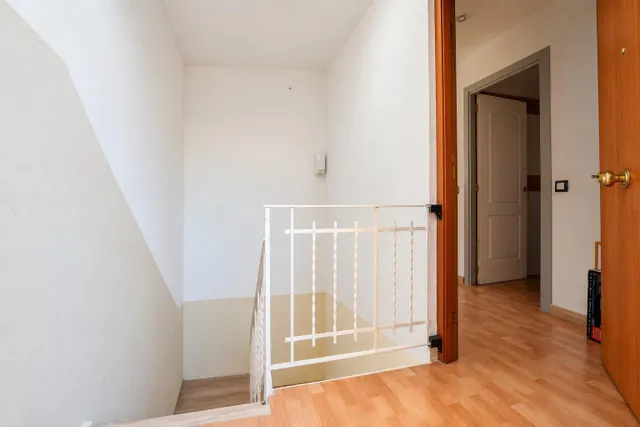 Casa en Reus con garaje para 4 coches, terraza y barbacoa — 43