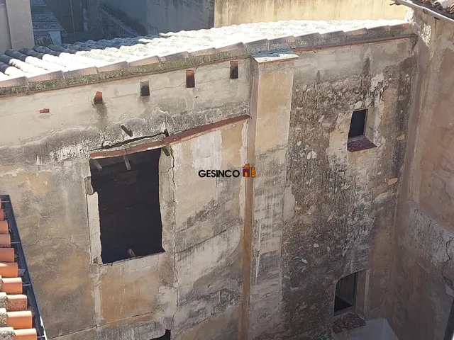 CASA PARA REHABILITAR EN CASCO ANTIGUO — 9