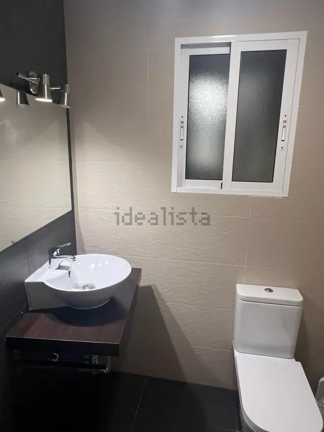 Amplia vivienda reformada Centro de Alicante. Alquiler Temporal — 23