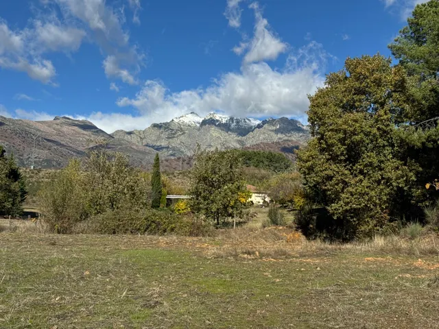 ENCANTADORA CASA DE CAMPO PARAJE DE ROBLEDILLO