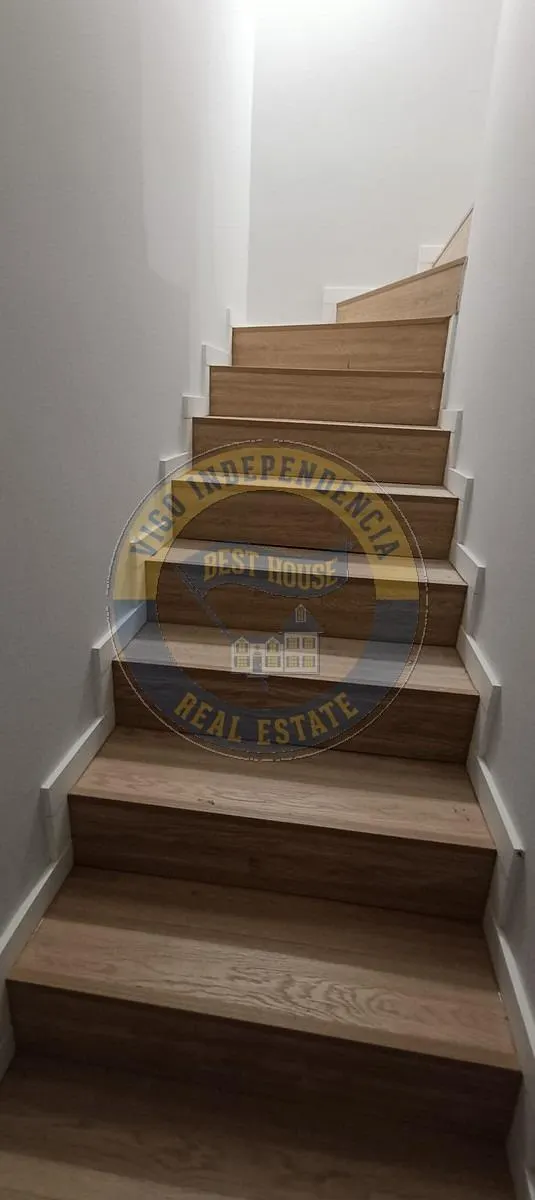 ¡EXCLUSIVA! Encantadora casa PAREADA en Moaña con vistas al mar y la montaña. — 25