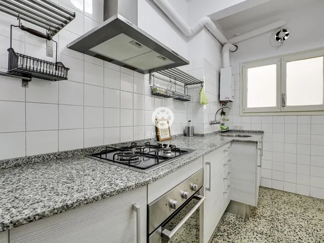 Piso en venta junto a Sagrada Familia. — 8
