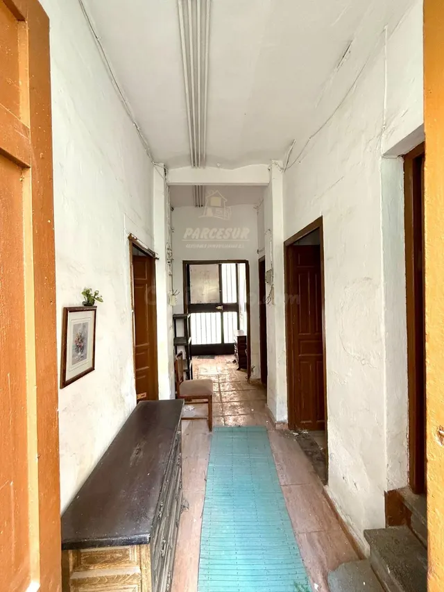 Casa 8 habitaciones 242m² en venta - Vial Norte