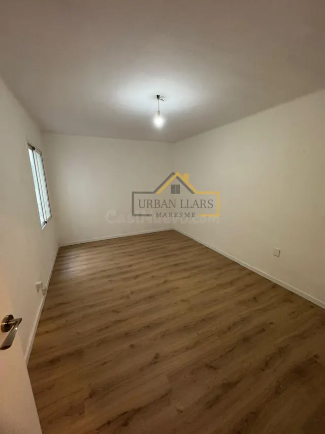 Piso de 4 habitaciones en Peramas. - foto 4