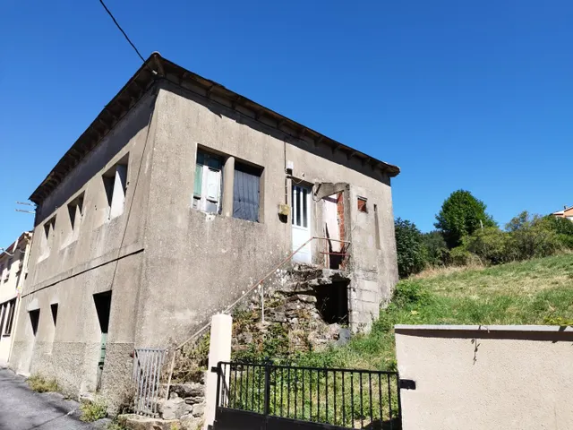 SE VENDE CASA DE PIEDRA PARA REFORMAR EN PEDRAFITA DO CEBREIRO — 13