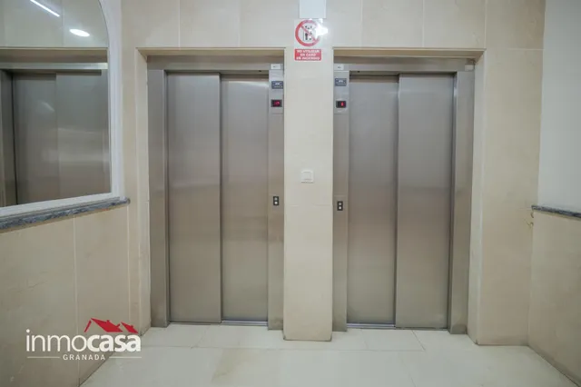 Se Vende amplio piso en  zona Villarejo, con Terraza y Vistas Despejadas — 6