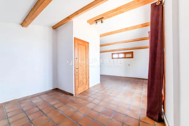 ELEGANTE CASA ESQUINERA DE ESTILO INGLÉS CON VISTAS AL MAR — 26