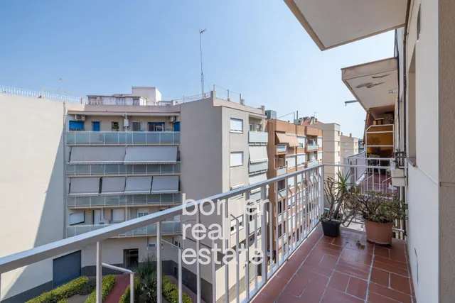 ¡ÁTICO EN SABADELL! — 13