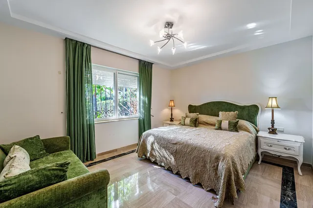 Chalet 9 habitaciones 735m² en venta - Costa Del Sol — 8
